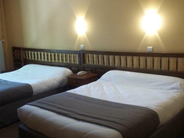 Hotel-Des-Arcades-Ceret-Exterior